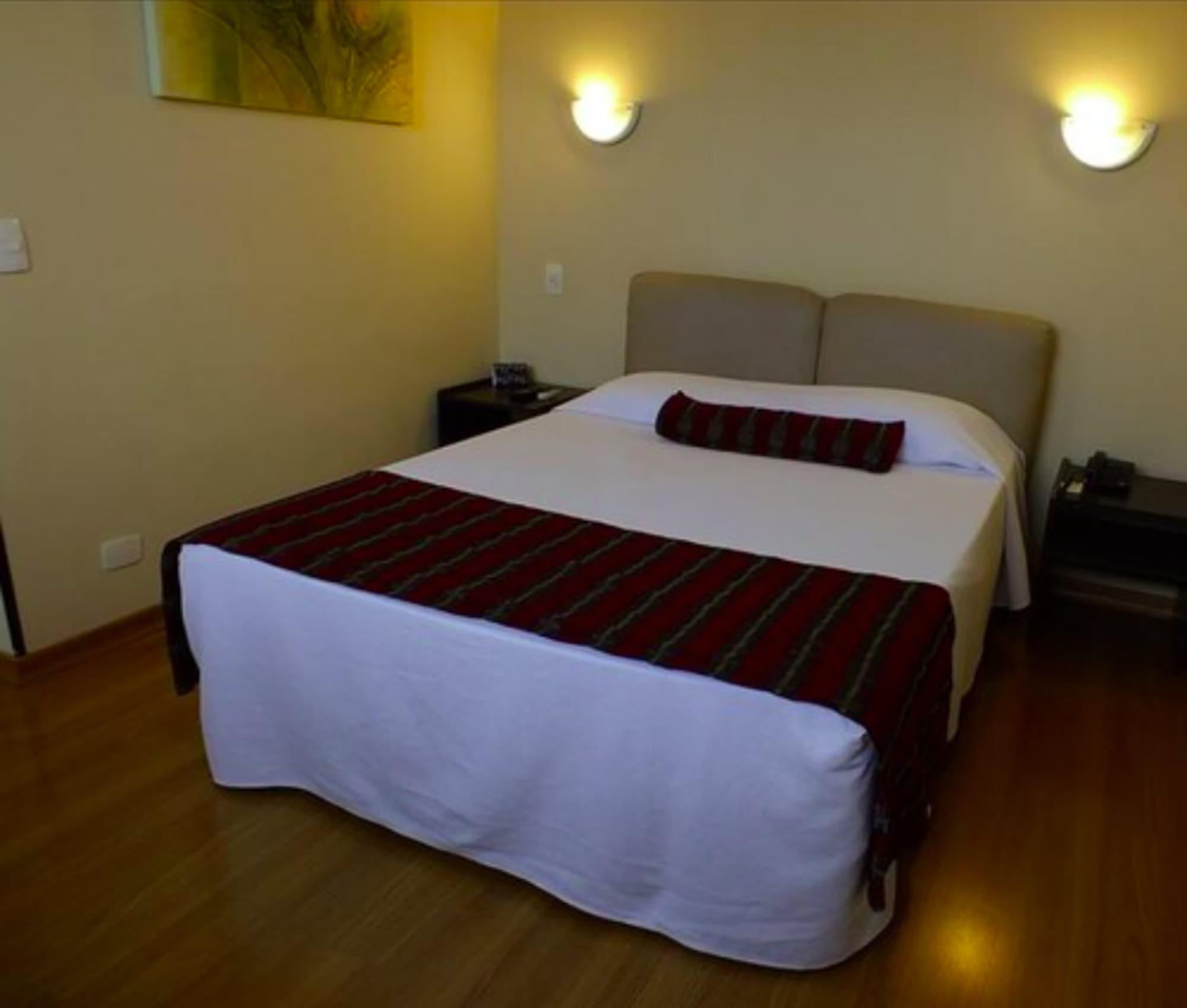 Hotel Nacional Inn Curitiba Estacao Shopping Bagian luar foto