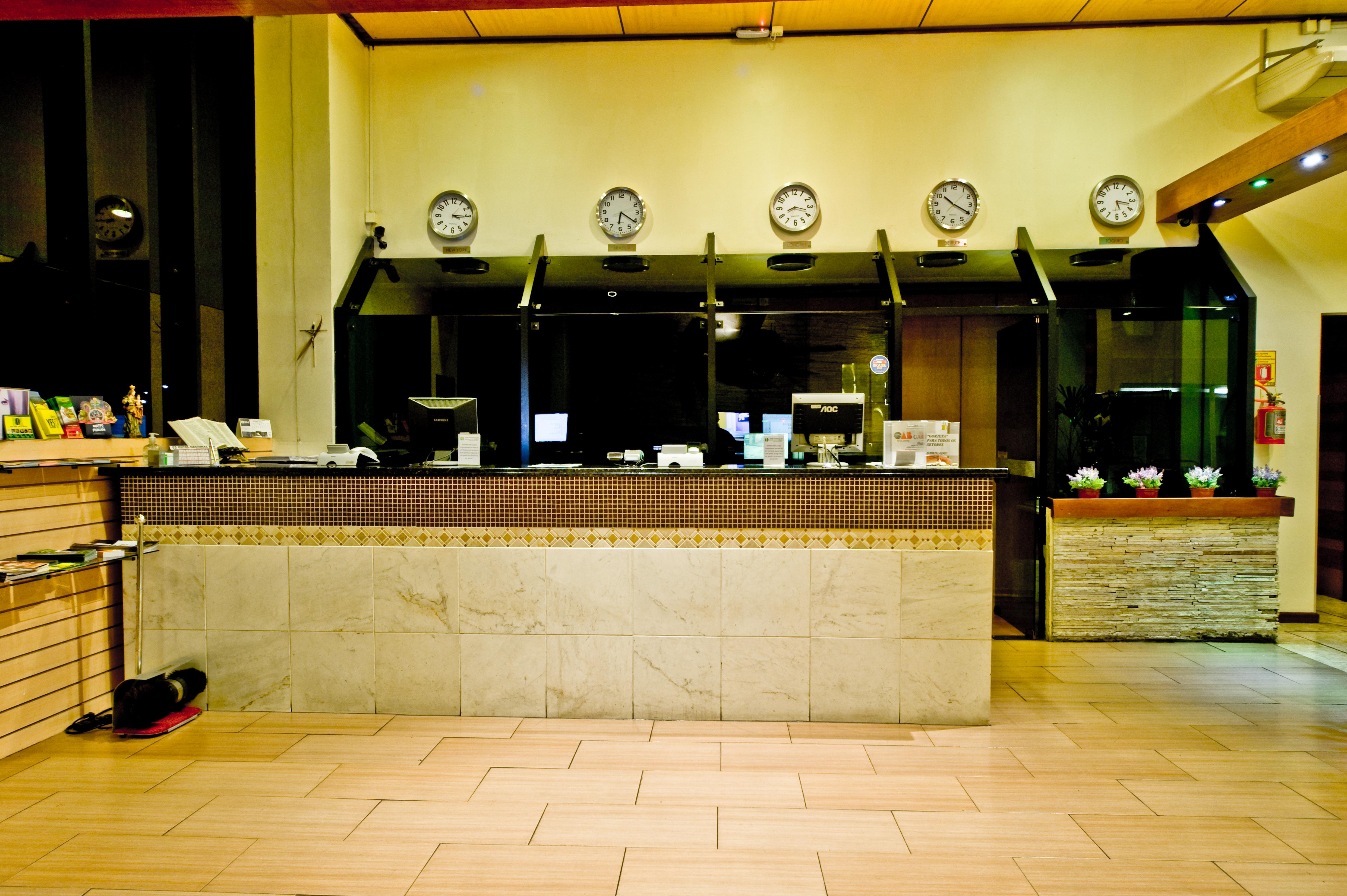 Hotel Nacional Inn Curitiba Estacao Shopping Bagian luar foto