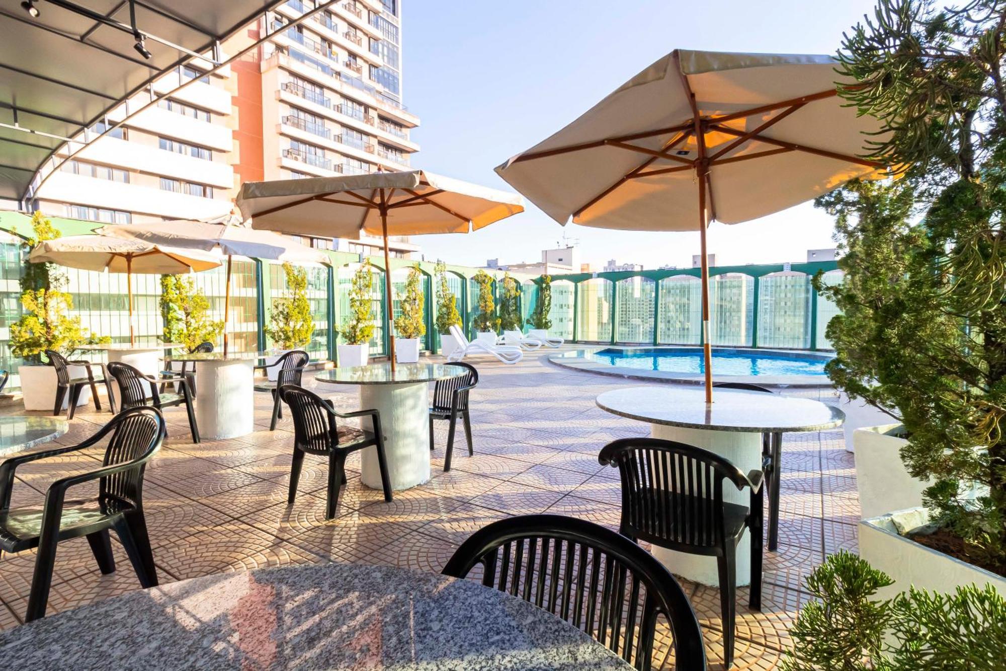 Hotel Nacional Inn Curitiba Estacao Shopping Bagian luar foto